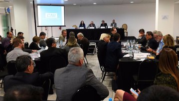 Conselho da CNI faz balanço de avanços nas relações do trabalho em 2017