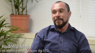 VÍDEO: Ex-aluno e ex-professor destaca a qualidade do ensino do SESI