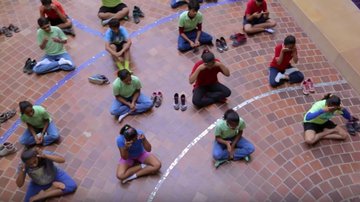 VÍDEO: Escola na Índia incentiva os alunos a serem bons cidadãos e a fazer diferença no mundo