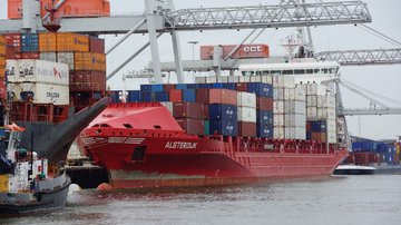 Burocracia no setor portuário custa até R$ 4,3 bilhões por ano para o Brasil