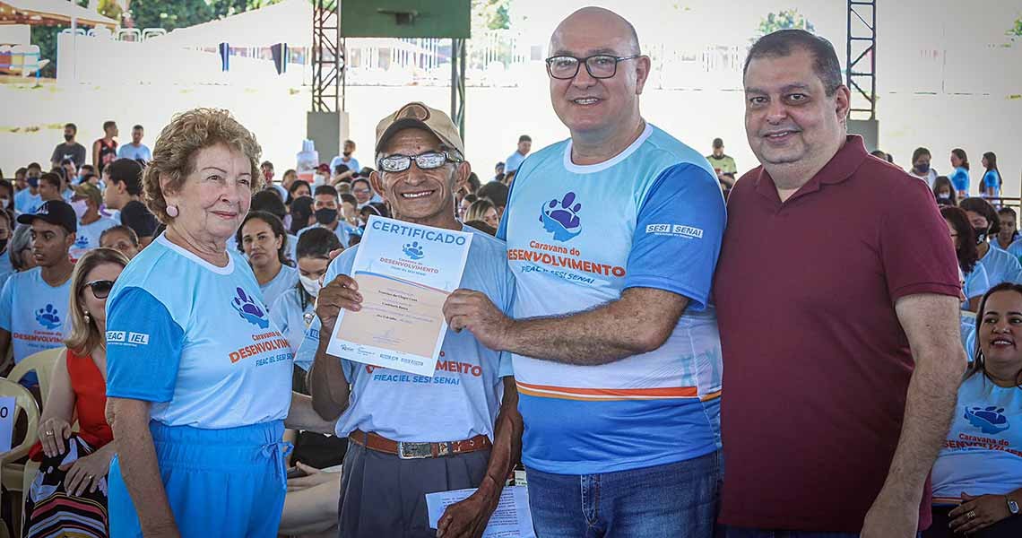Francisco das Chagas, de 62 anos, fez dois cursos da Caravana do Desenvolvimento e agradeceu a oportunidade de qualificação