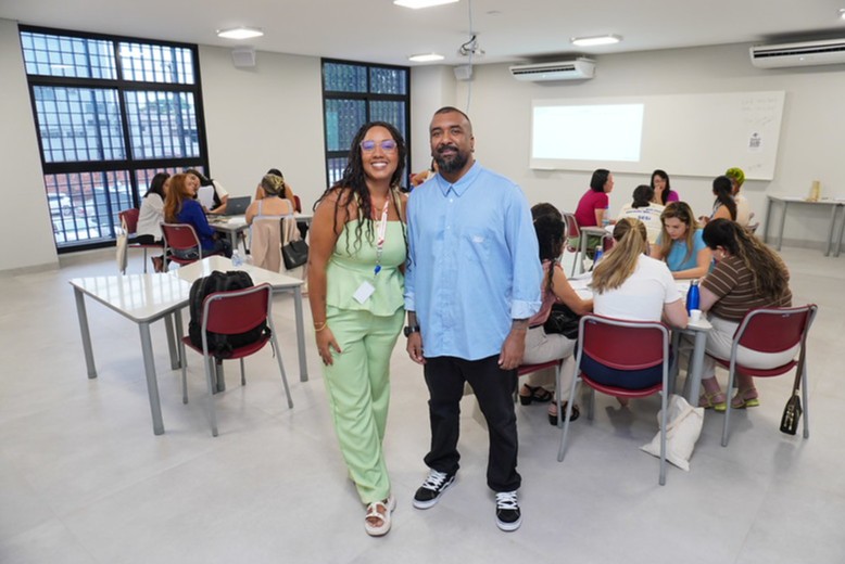 Professor Leandro Félix, da Escola SESI de Campo Grande (MS), defende o uso de metodologias ativas como caminho para uma educação verdadeiramente inclusiva e equitativa.
Foto: Jean Costa / SESI