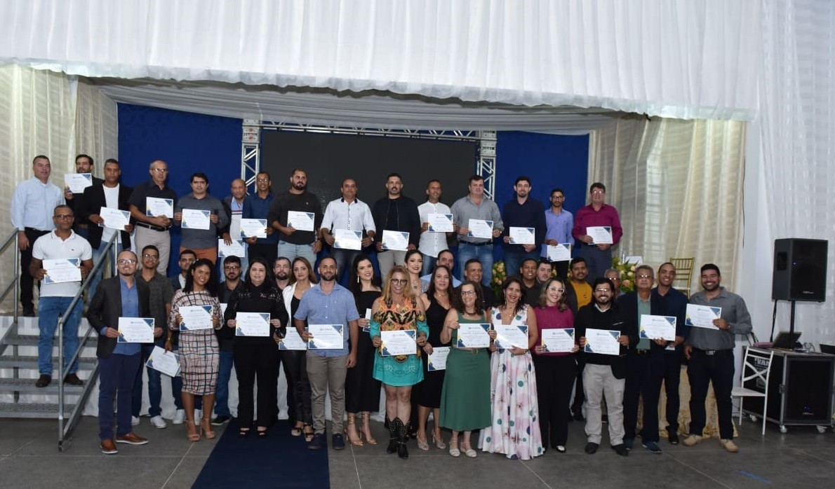 Empresas participantes do Programa Alcançar foram certificadas em cerimônia no município de Ipiaú
