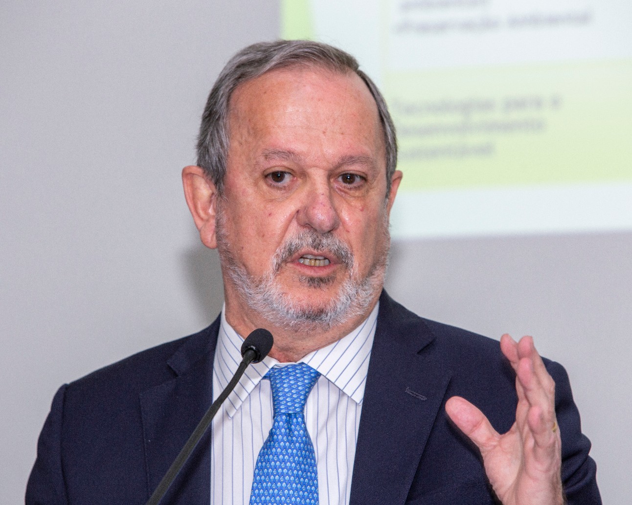 Sérgio de Almeida afirmou aos empresários presentes à reunião que há a possibilidade de o novo modelo de governança proposto pela MEI ser adotado sem mudanças legislativas