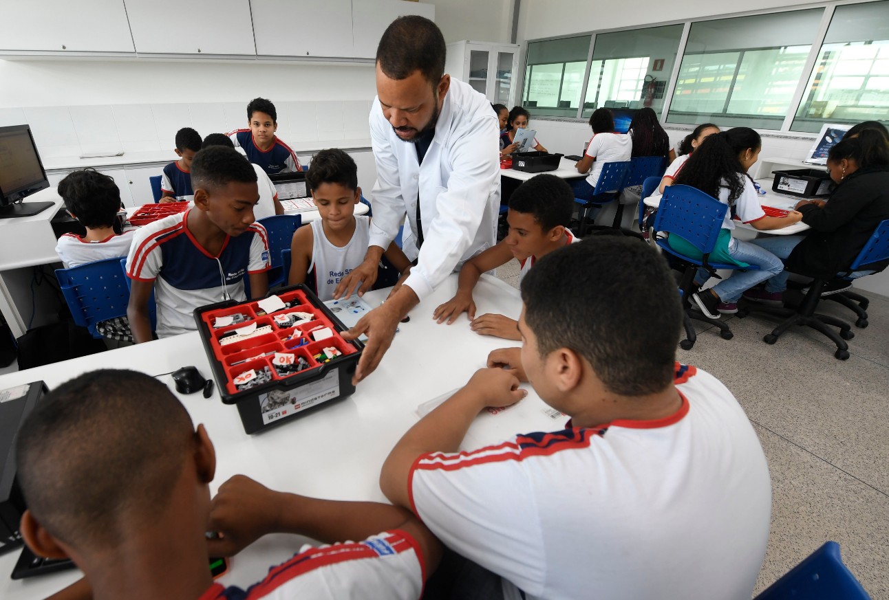 As aulas interativas preparam os jovens para o mercado de trabalho