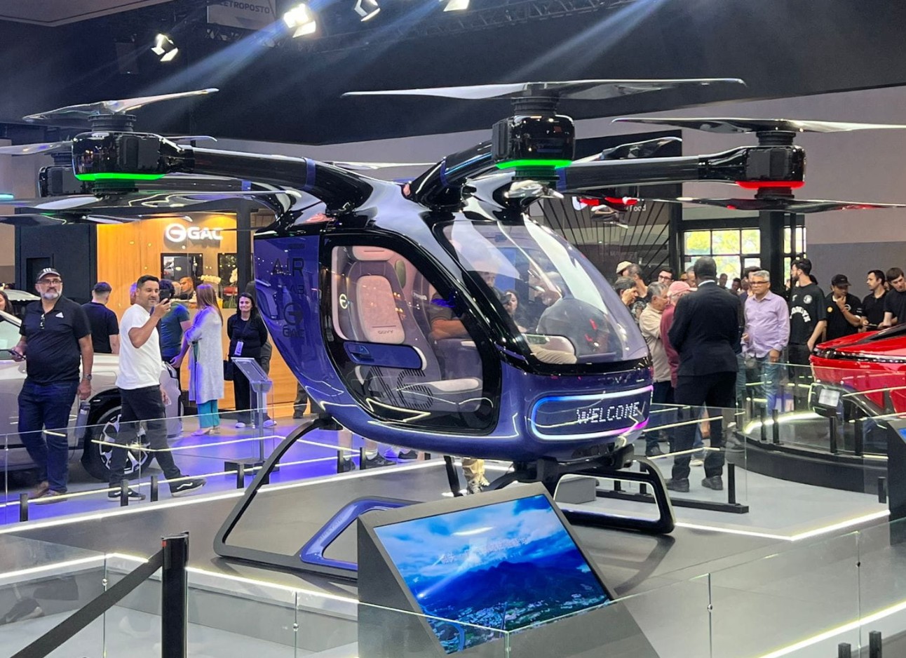 Design arrojado, híbrido flex e IA: Salão do Automóvel revela futuro do setor automotivo