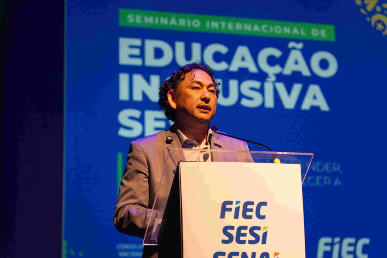 O presidente do Conselho Nacional do SESI, Fausto Augusto Júnior, participou da abertura do seminário, que reuniu representantes da Rede SESI de todo o país para discutir estratégias de educação inclusiva. Foto: Leudo Lima / CNI