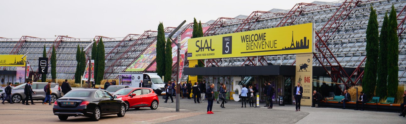 SIAL Paris é a maior feira internacional de alimentos e bebidas e reúne pessoas de todo o mundo