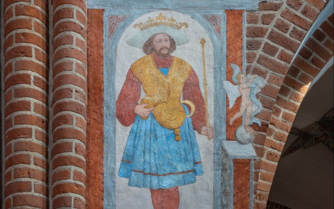 Afresco do rei Harald Bluetooth no interior da Catedral de Roskilde, na Dinamarca.