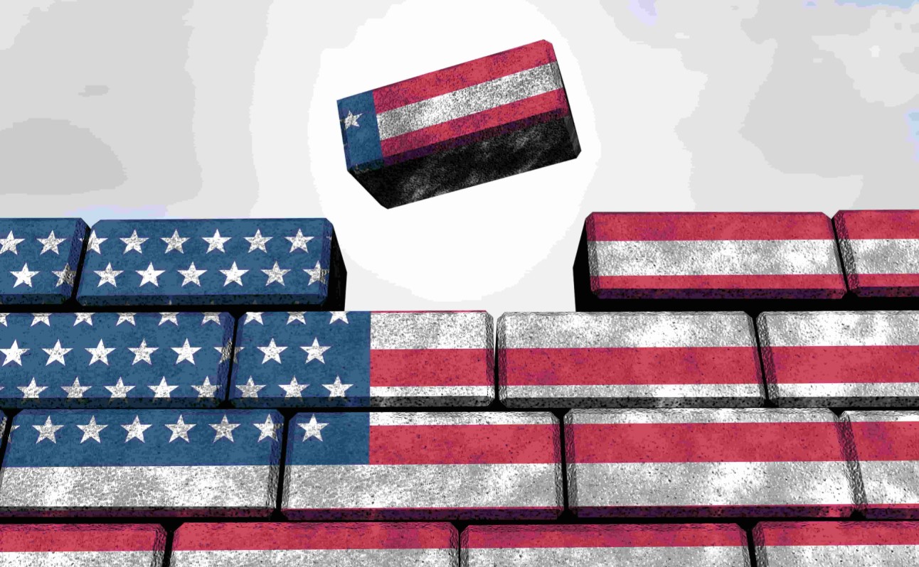 Muro de Guerra Comercial dos EUA e construção de isolamento econômico, uma barreira americana com tarifas e sanções ou impostos de importação com fronteiras fechadas como um símbolo do conceito de protecionismo como uma ilustração 3D.
