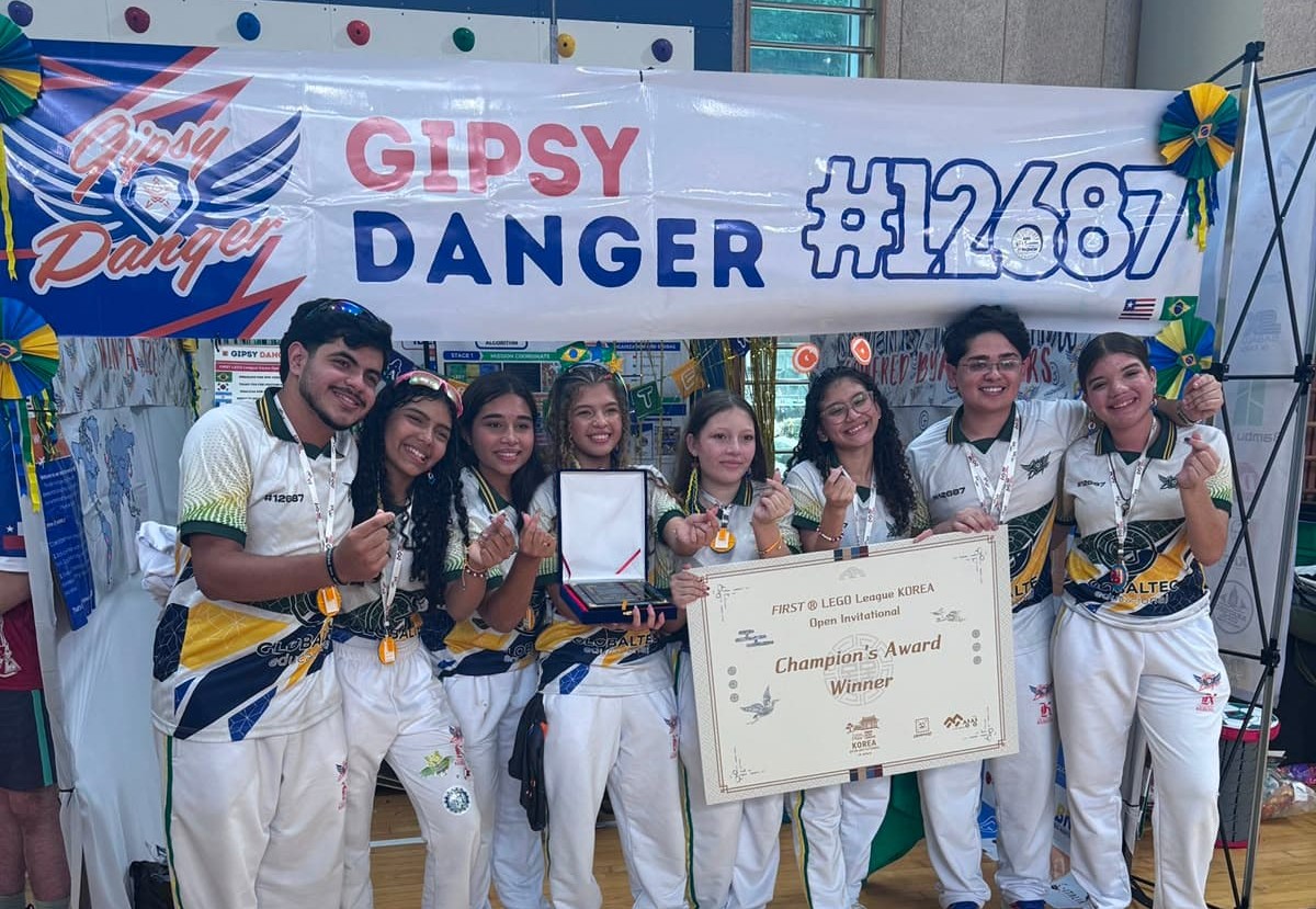 A Gipsy Danger representou o Brasil na competição com desafios técnicos e a apresentação de um projeto de inovação desenvolvido pelas estudantes