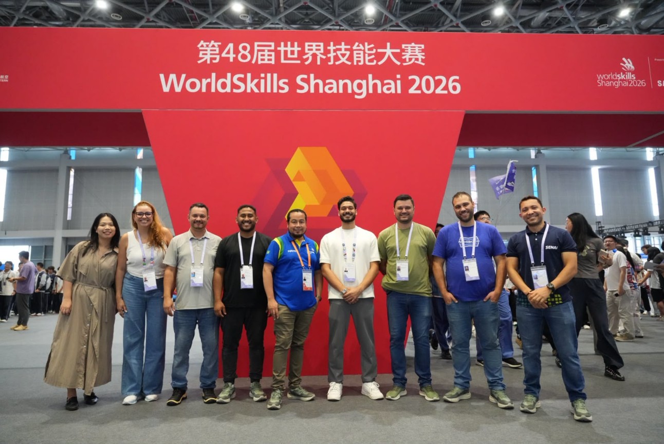 Equipe de suporte e logística da delegação brasileira trabalha nos bastidores para garantir a participação dos competidores na WorldSkills Shanghai 2026