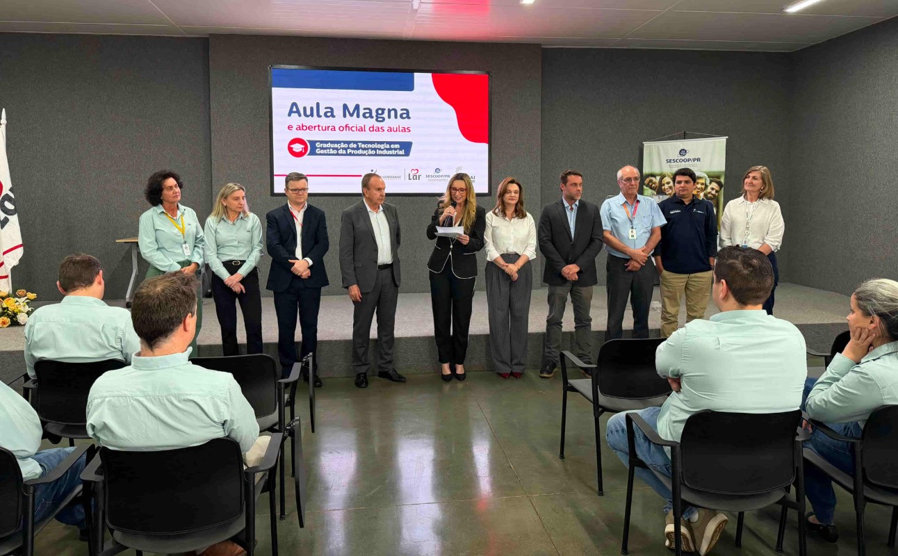 A implantação do modelo é resultado da parceria do SENAI com a CNI, a UniSenai PR, a Lar Cooperativa Agroindustrial, a SESCOOP/PR e a Câmara de Comércio e Indústria de Trier
