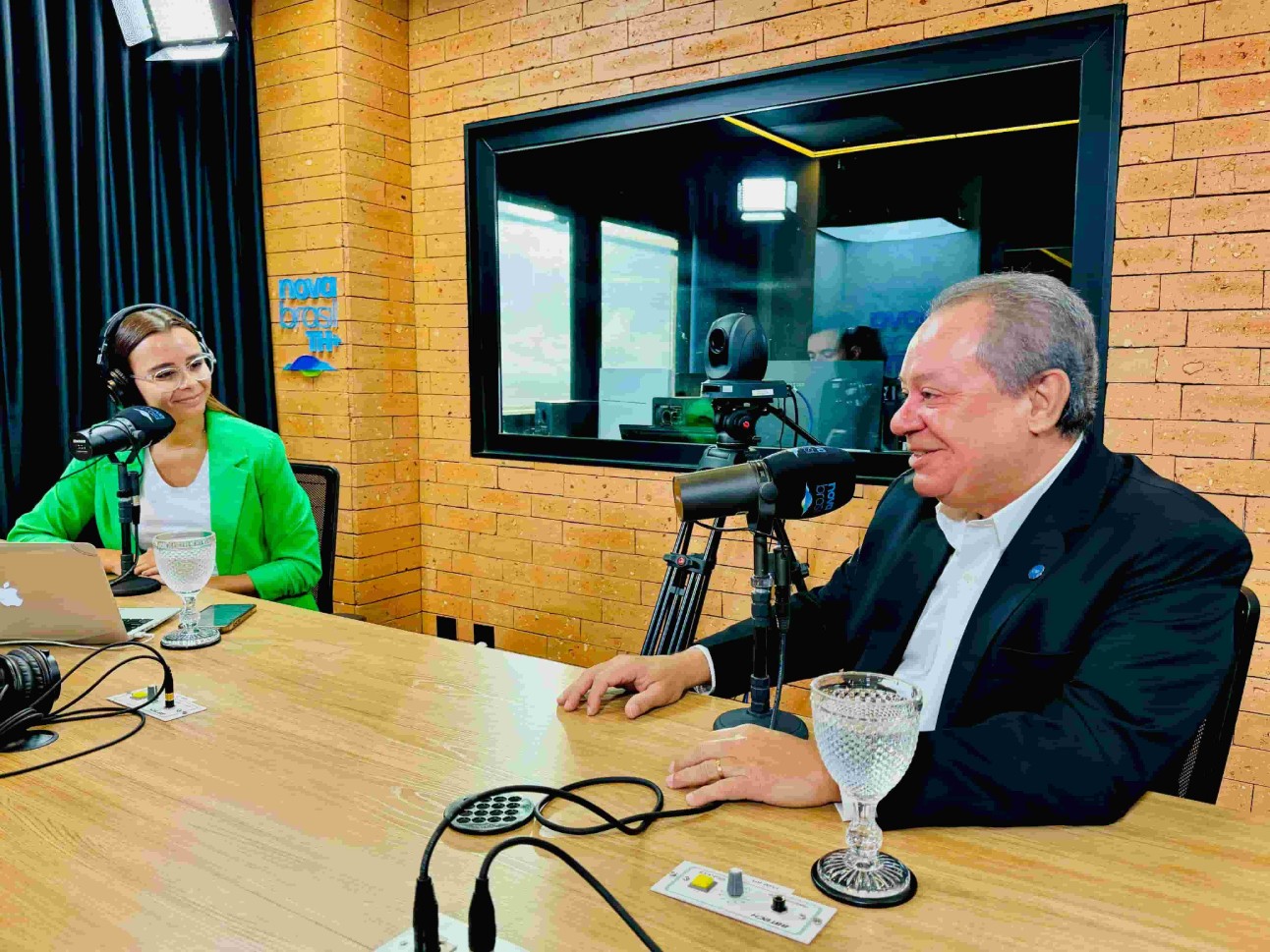 print de vídeo da entrevista